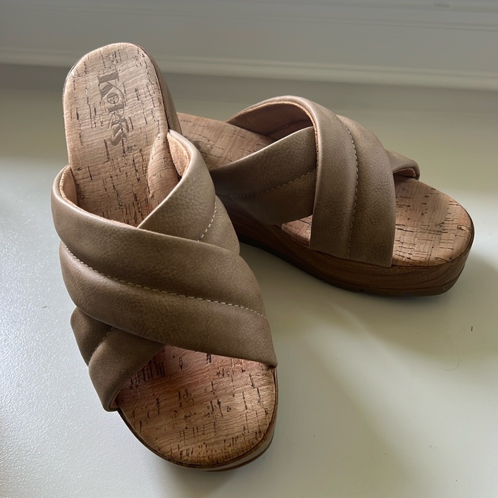 Korks Faithe Platform Sandals